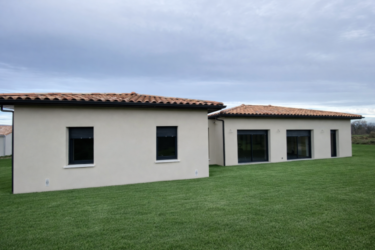 Maison contemporaine 119 m² à Malataverne