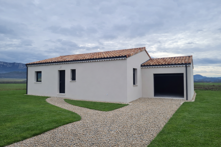 Maison 89 m² à Charols