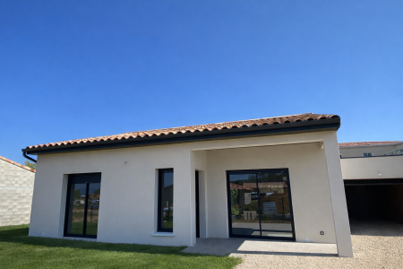 Maison de 93 m² à Montélimar