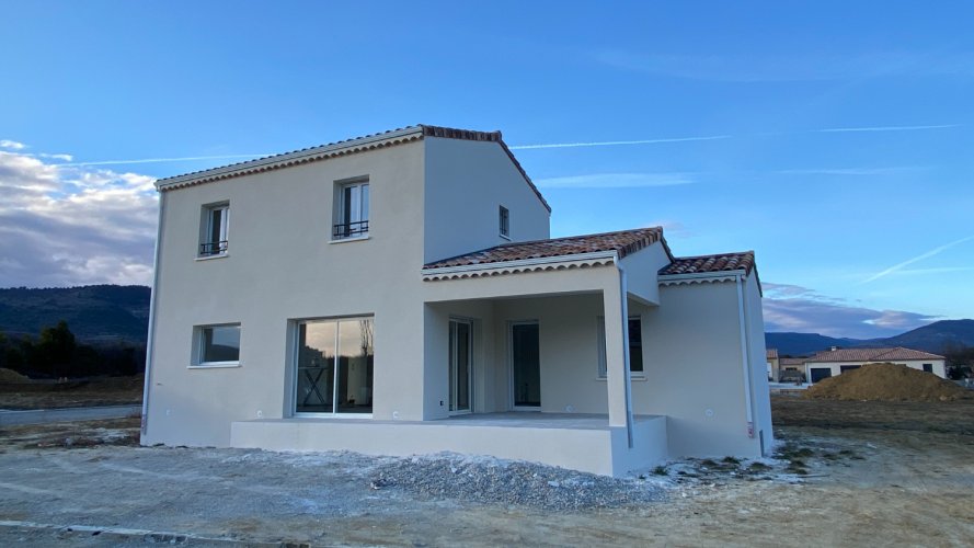 Maison de 107 m² à Alba-La-Romaine