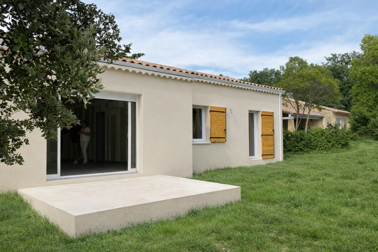 Maison traditionnelle 92 m² à Richerenches