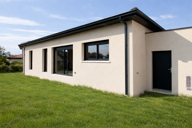 Maison de plain-pied 94 m² à Montélimar