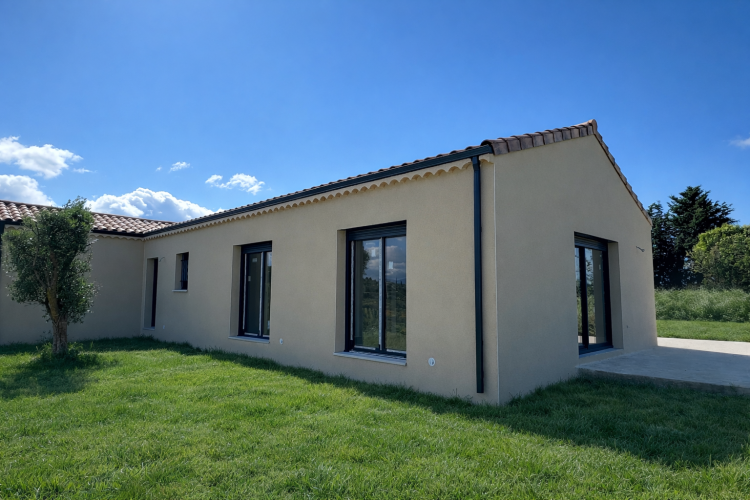 Maison traditionnelle à Tulette, Drôme Provençale