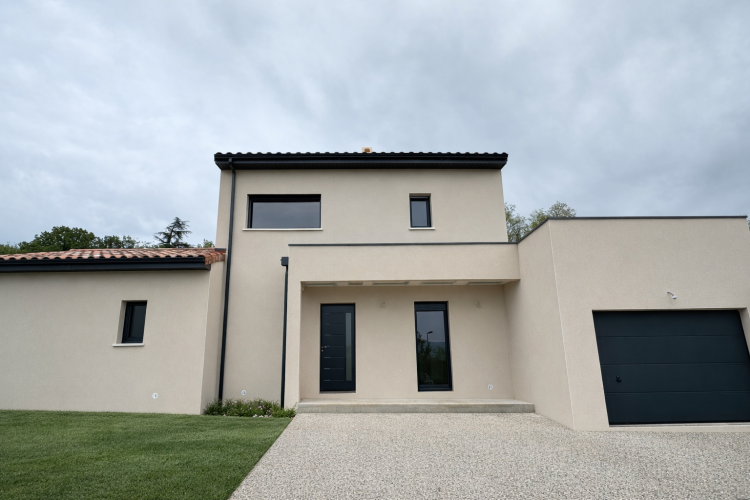 Maison à étage à Montélimar