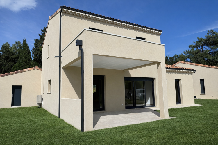 Villa 140m² à Saint-Paul-Trois-Châteaux