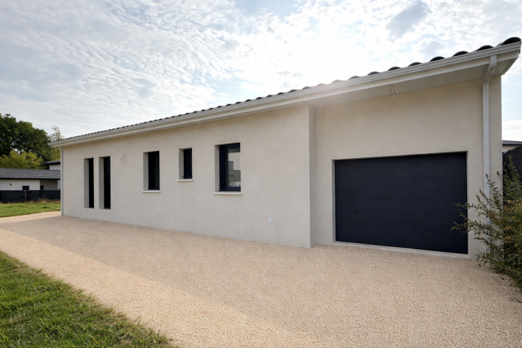 Maison 130 m² à Montélimar (Drôme)