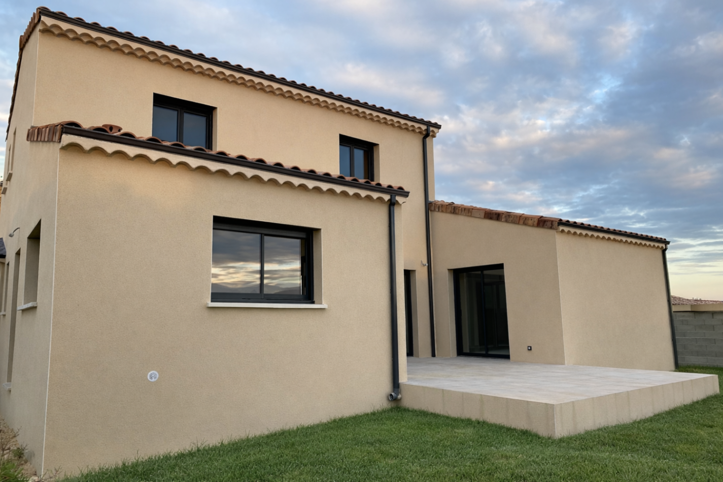 Maison à étage 133 m² à Bourg-Saint-Andéol