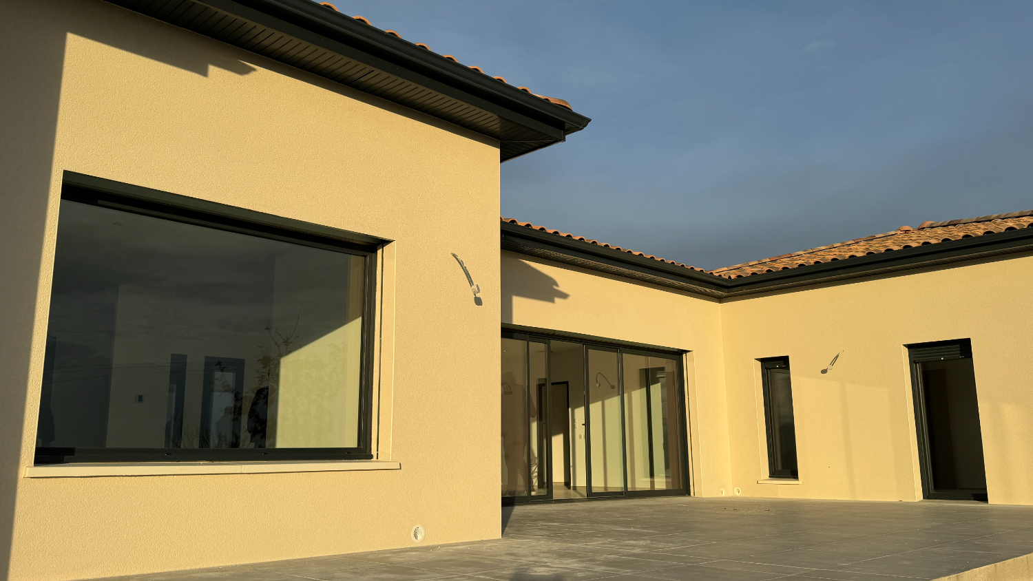 Villa contemporaine 164 m² à Savasse