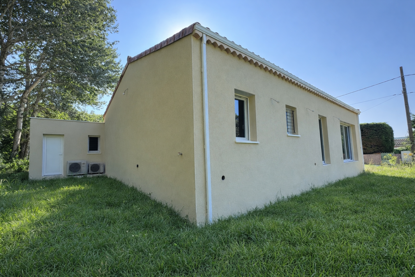 Maison de plain-pied Les Granges-Gontardes 26