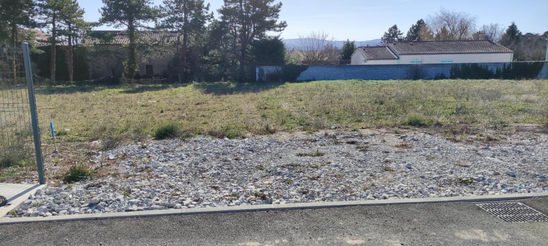 Dernier terrain!   580  m²