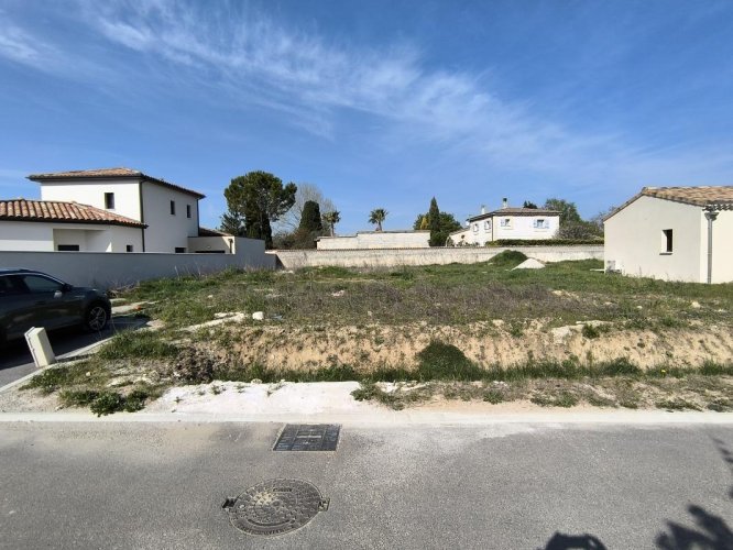 Dernier lot!  Baisse du Prix!! :  Terrain viabilisé de 650 m²