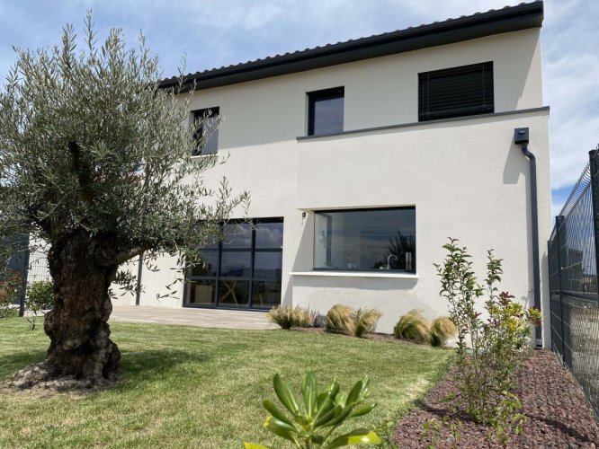 À vendre – Maison Plain-Pied - 3 chambres à Loriol sur Drôme (26270)